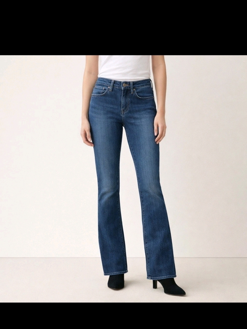 Paige Manhattan Dark Wash Jeans Size 25 x 31"